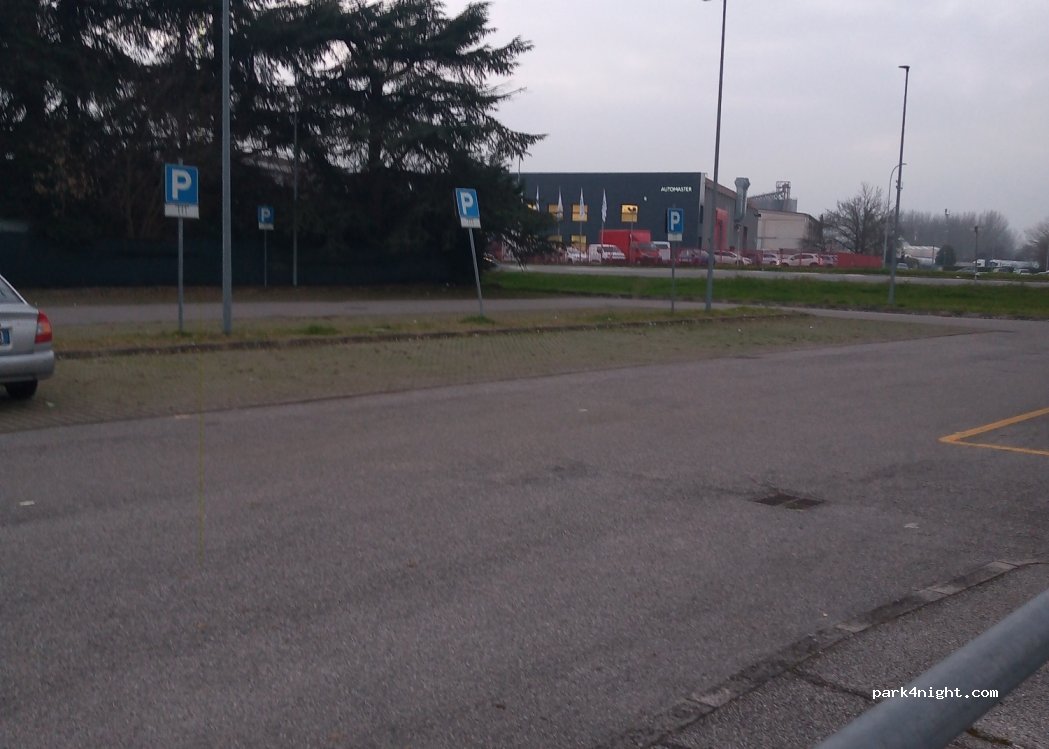 (44123) Ferrara - 5 Via Montefiorino — foto 3