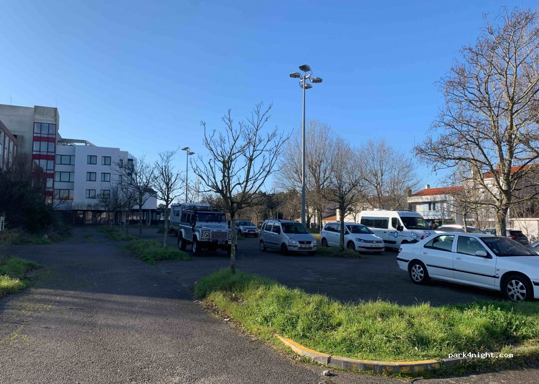 (85100) Les Sables-d'Olonne - 83 Avenue d'Aquitaine — foto 2