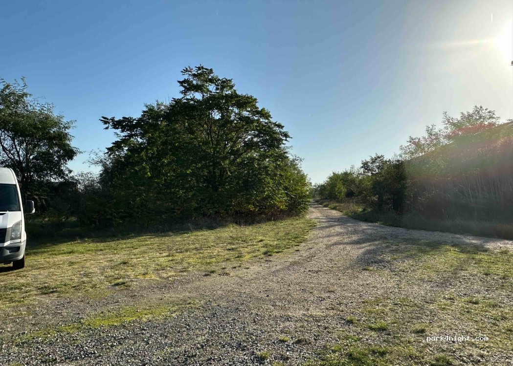 (01609) Wülknitz - Unnamed Road — foto 3