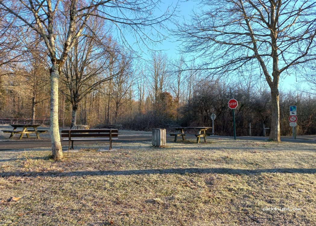 (16380) Marthon - Route du Poteau — foto