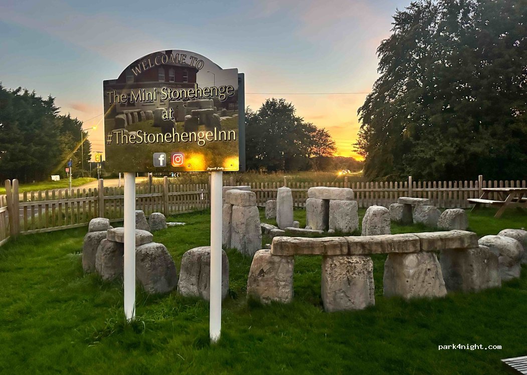 Stonehenge Inn — foto 3