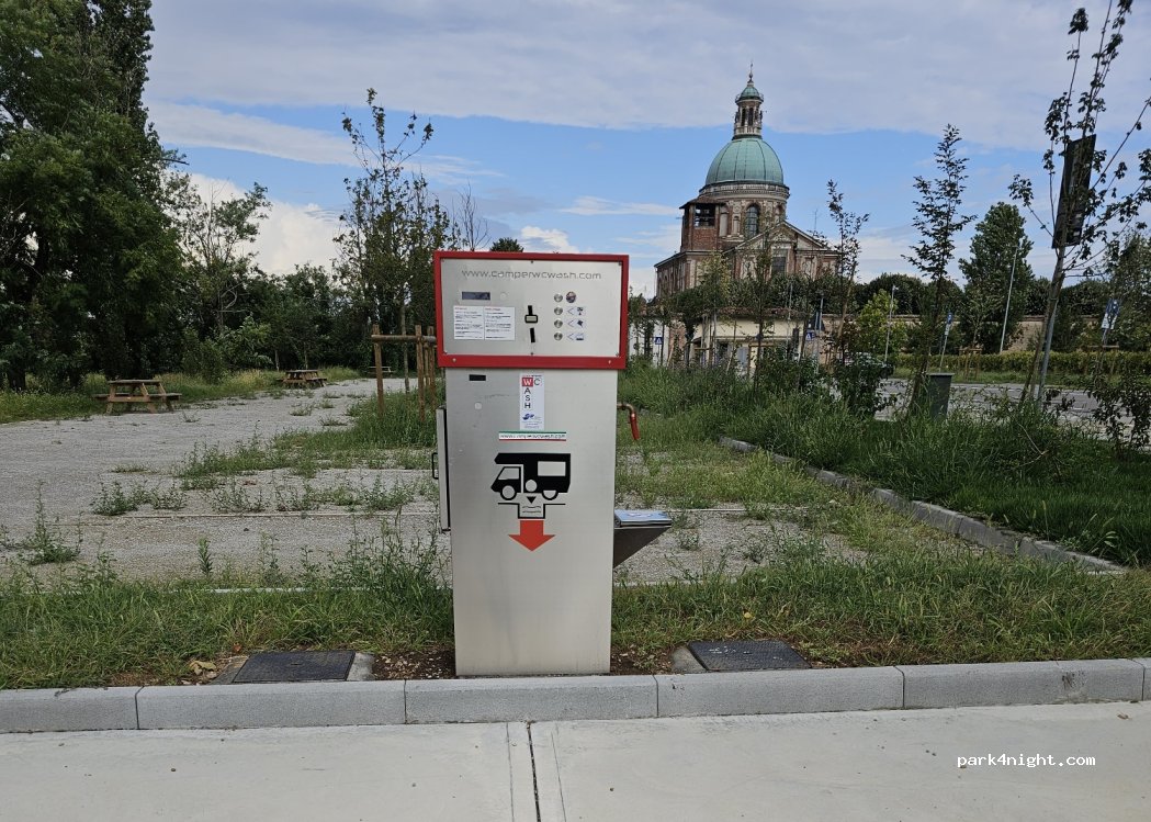 (24043) Santuario di Caravaggio - 4 Strada Provinciale 132 — foto 4