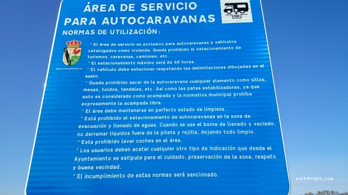 Area AutoCaravanas de Xinzo de Limia — foto 2