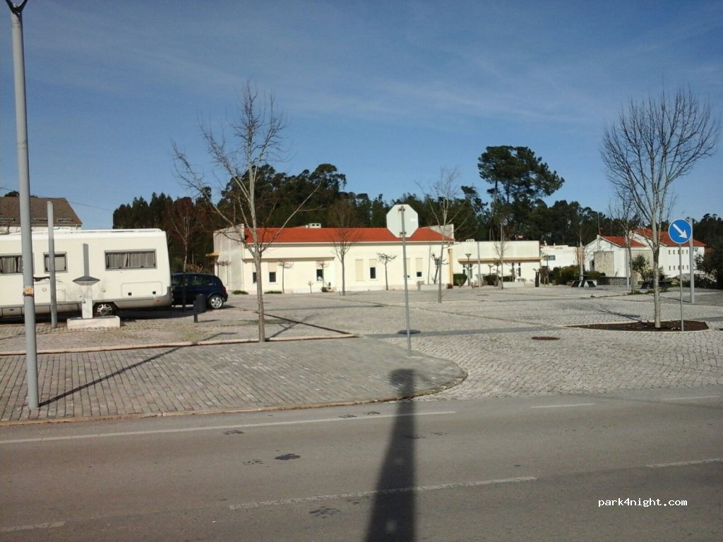 Área De Servico De Autocaravanas São Mamede — foto