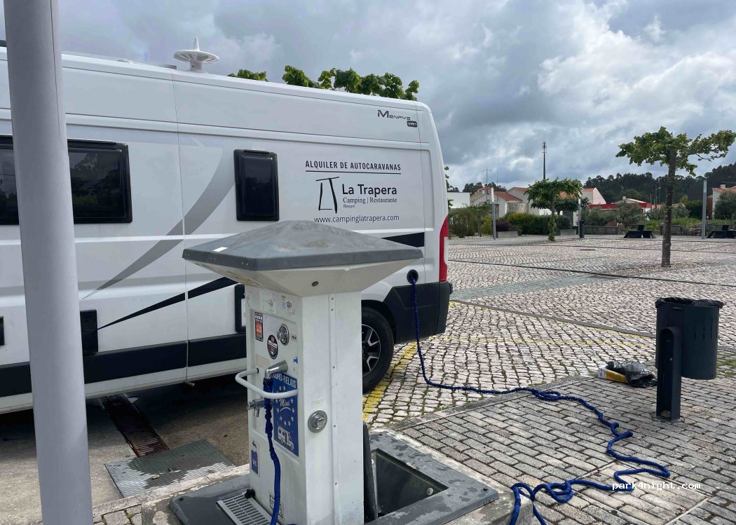 Área De Servico De Autocaravanas São Mamede — foto 3