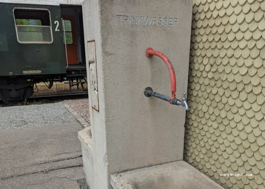 Wohnmobilstellplatz Blumberg am Bahnhof Zollhaus — foto 2