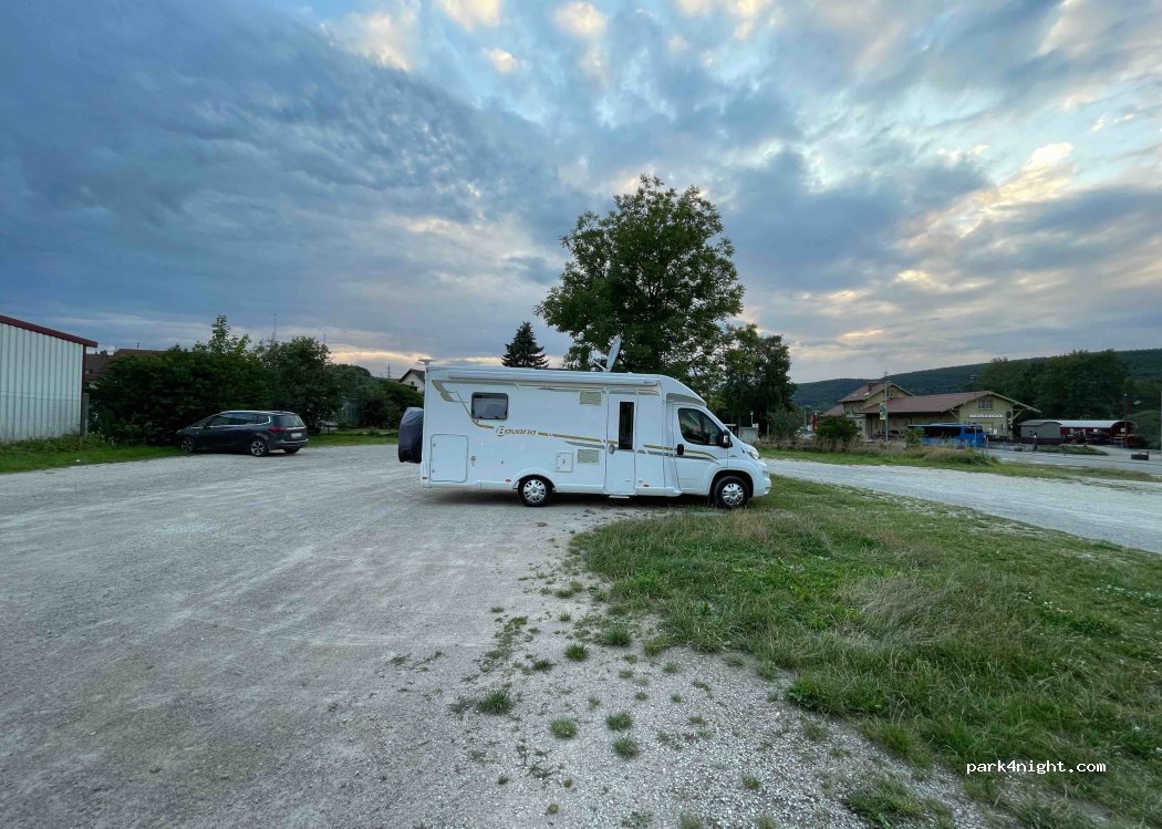 Wohnmobilstellplatz Blumberg am Bahnhof Zollhaus — foto 4