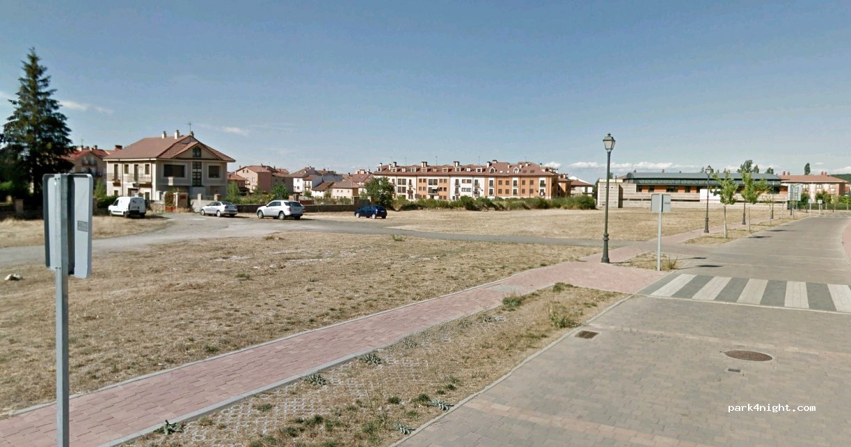 (40500) Riaza - Calle Cañada la Estación — foto 4