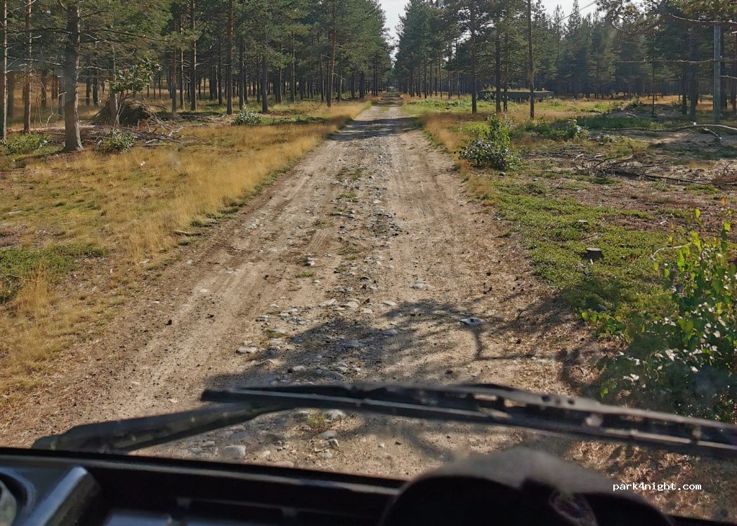 (953 94) Seskaro - Unnamed Road — foto 2