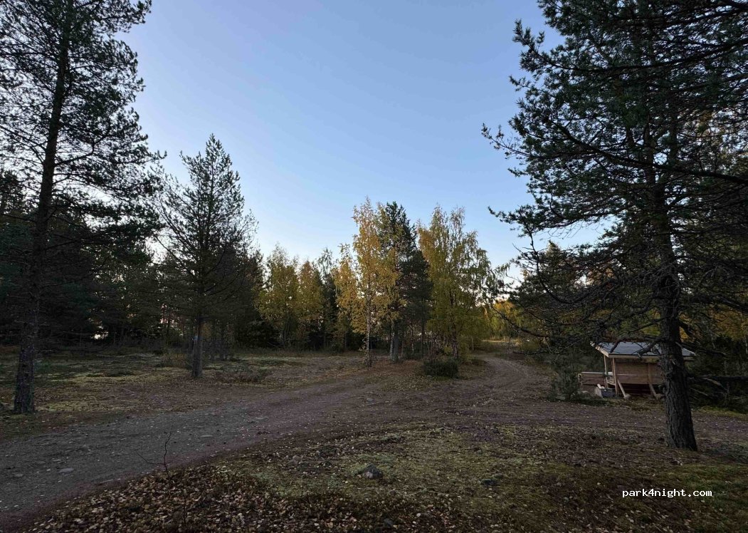 (953 94) Seskaro - Unnamed Road — foto 4