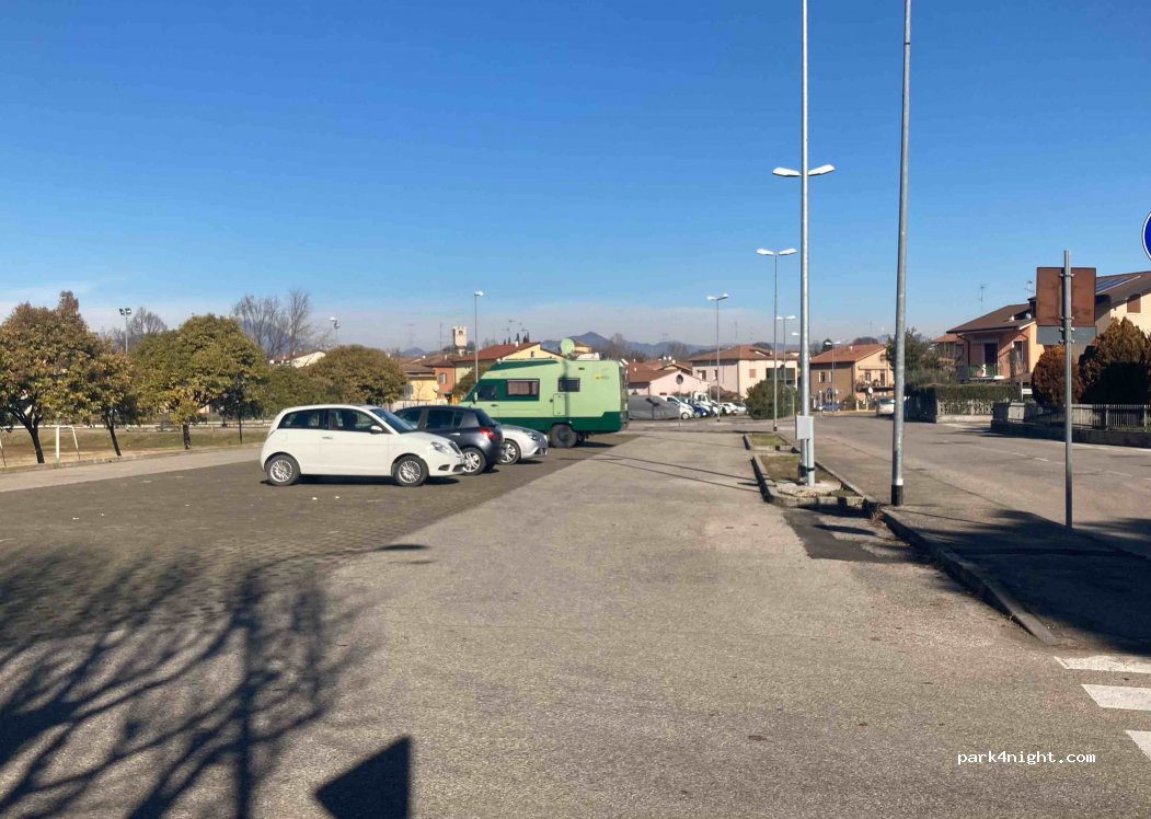 (37014) Castelnuovo del Garda - 33 Via Marco Polo — foto