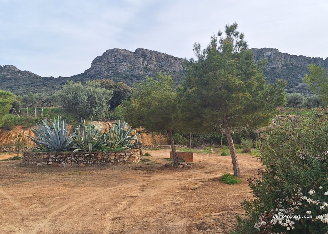 (06600) Cabeza del Buey - Unnamed Road — foto