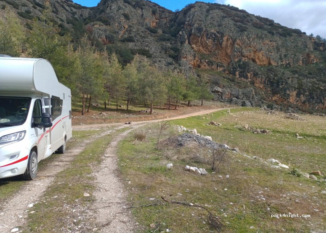 (20290) Denizli - Unnamed Road — foto