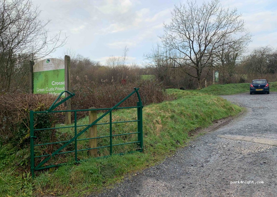 (SA33 5BD) Carmarthen - B4312 — foto