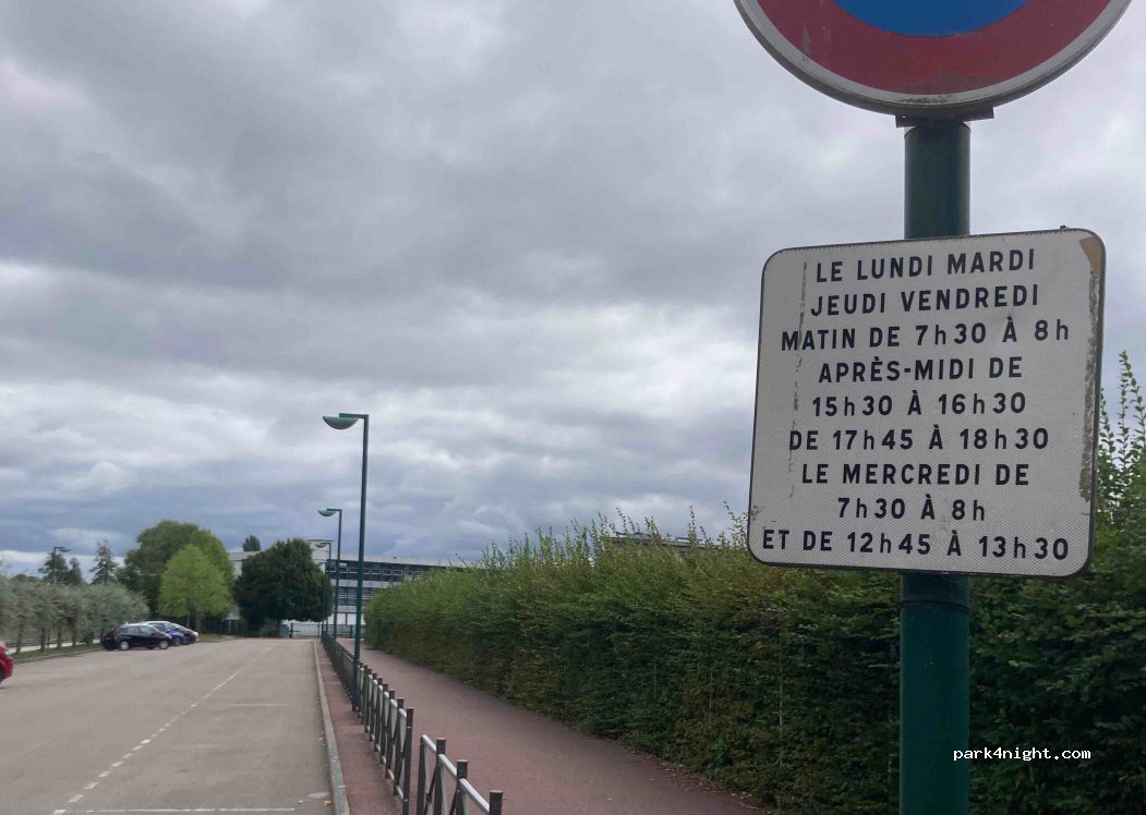 (27500) Pont-Audemer - 4 Rue Augustin Hébert — foto 4
