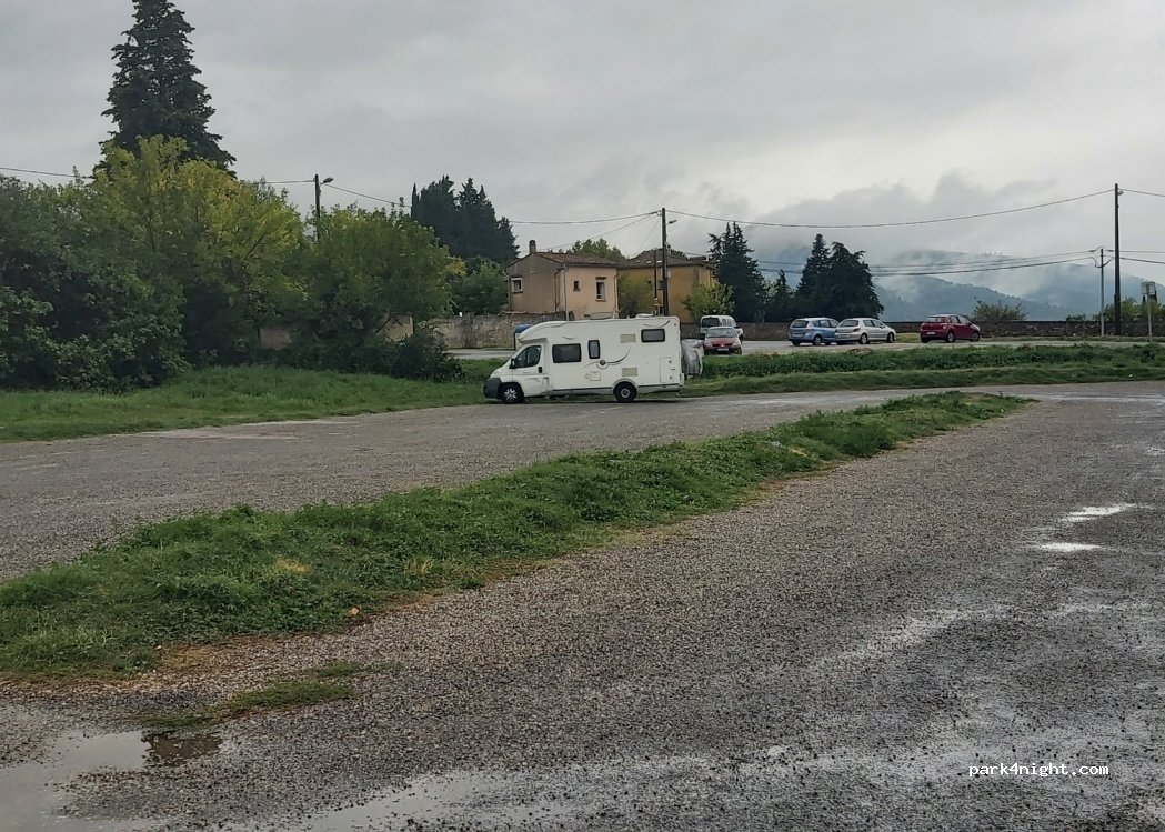 (83170) Brignoles - 375 Boulevard des Voûtes — foto 3