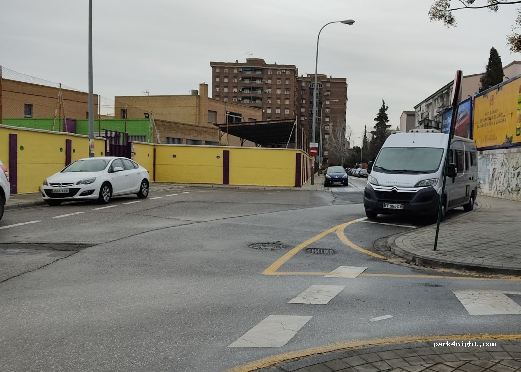(18011) Granada - 2A Calle Javier de Burgos — foto