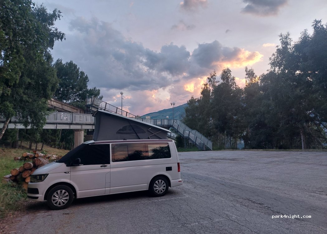 (73700) Bourg-Saint-Maurice - Unnamed Road — foto