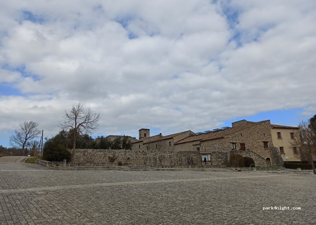 (83054) Goleto - Via S. Guglielmo — foto 4