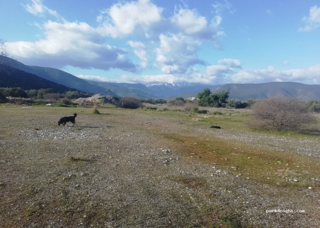(220 01) Voria Kinouria - Unnamed Road — foto 2