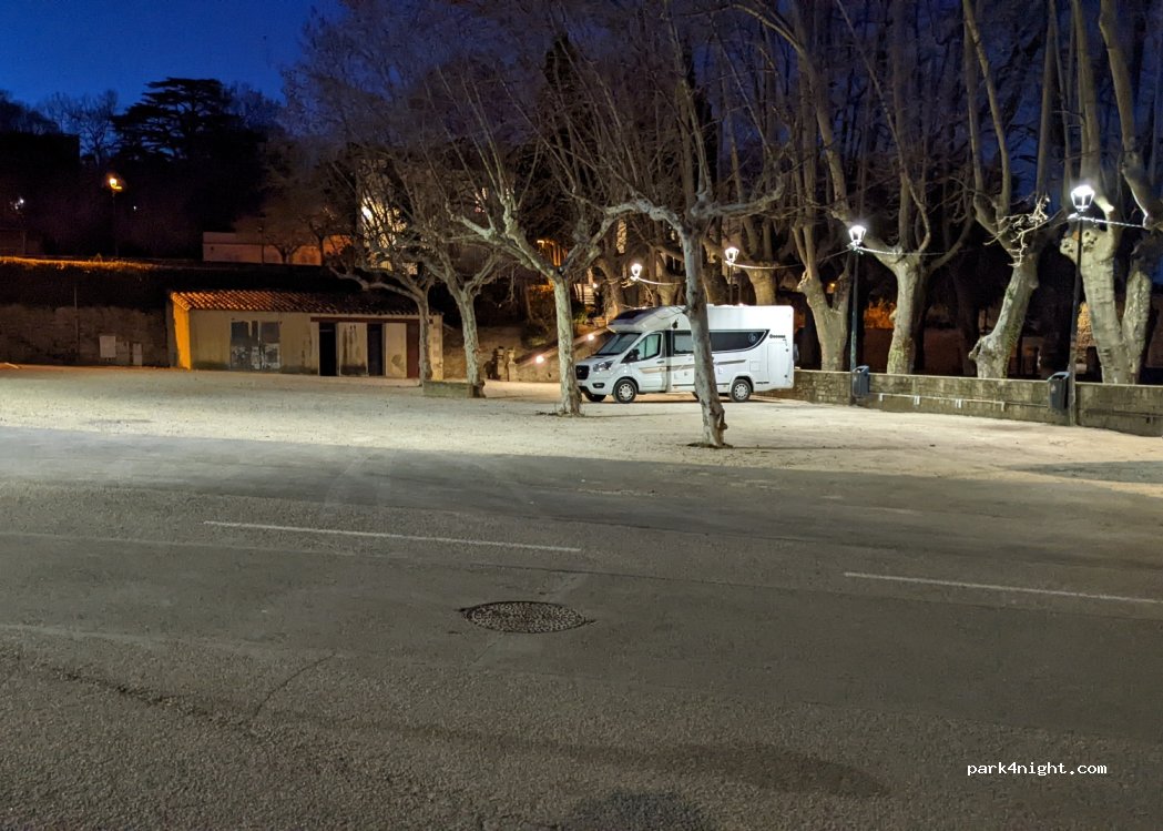 (30150) Sauveterre - 155 Avenue du Languedoc — foto