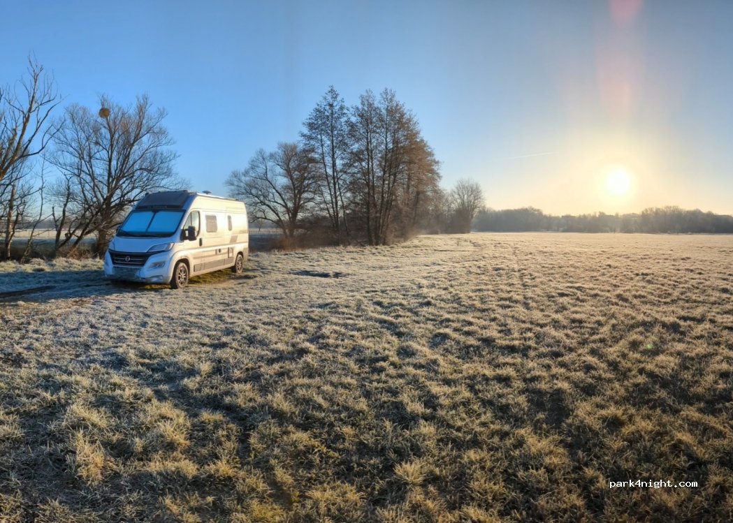 (71330) Saint-Germain-du-Bois - Unnamed Road — foto 2