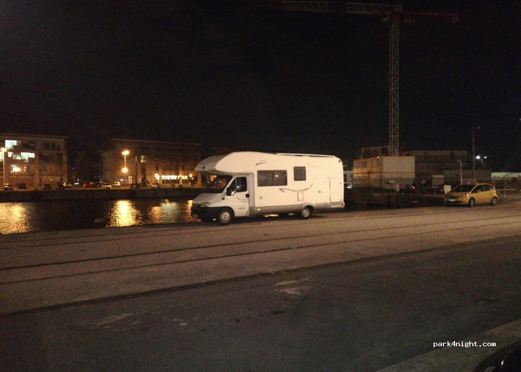 (59140) Dunkerque - 67 Route du Quai Freycinet 3-MOLE1 — foto 2