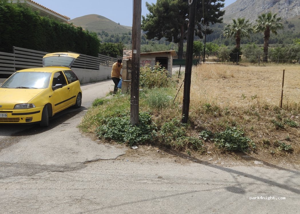 (200 07) Korinthos - Unnamed Road — foto 2