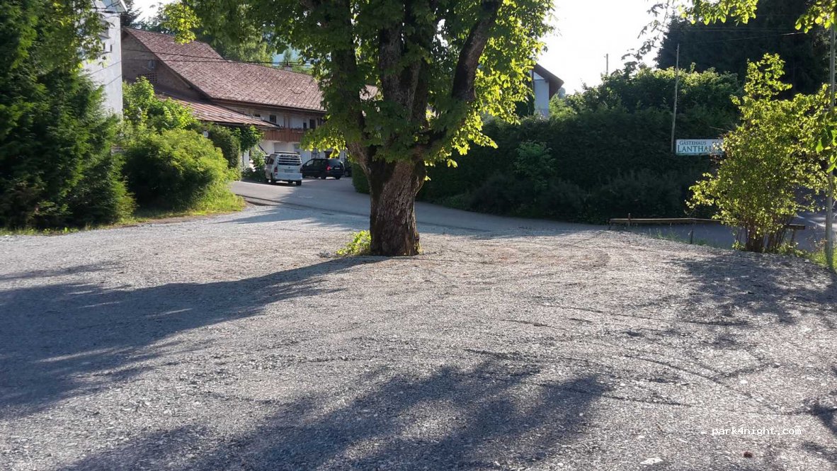 Stellplatz für Camper & Wohnwagen Gästehaus Ganthaler — foto