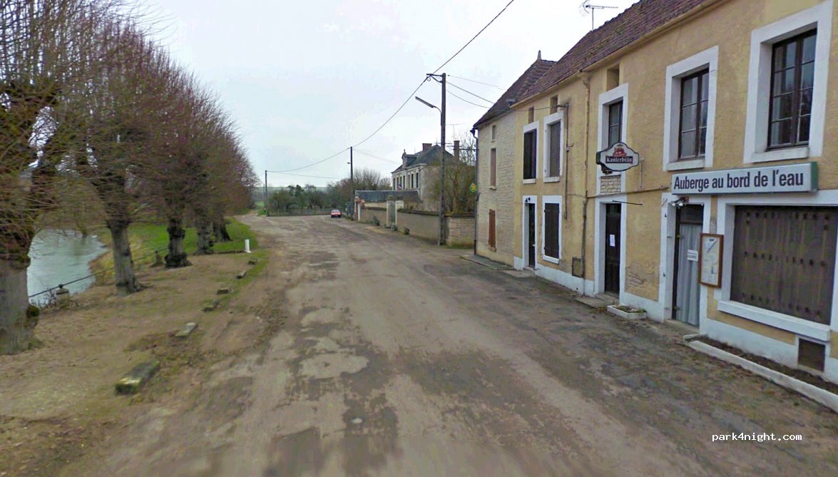 (89160) Argentenay - 1 Place du Général de Gaulle — foto