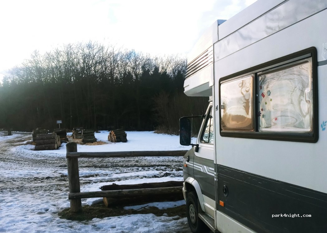 (34-211) Zachełmna - Unnamed Road — foto