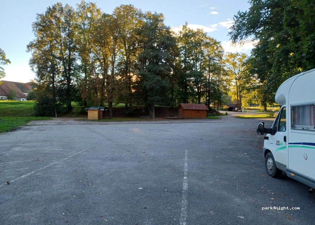 (378 21) Pluhův Žďár - 12838 — foto 4