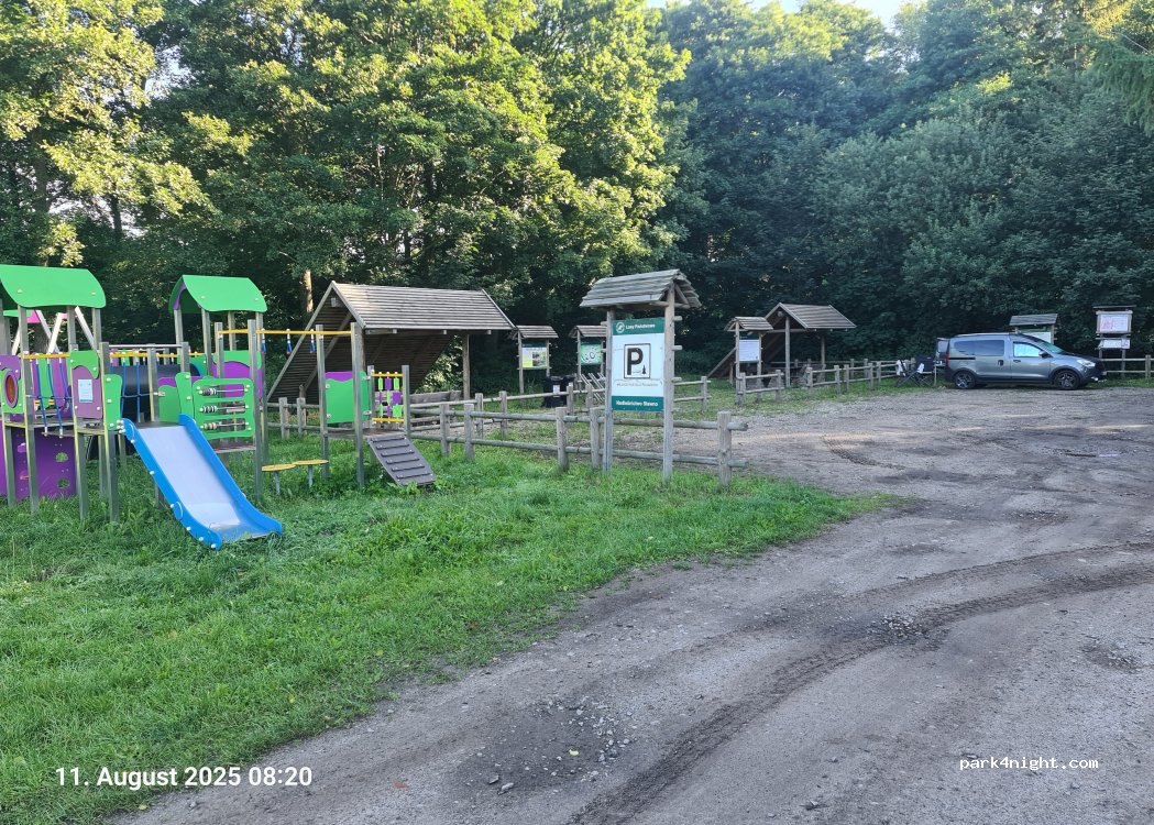 (76-129) Ostrowiec - Unnamed Road — foto 4