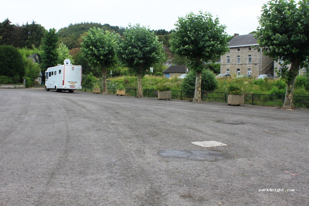 (4520) Wanze - Place Jules Galloy — foto 4
