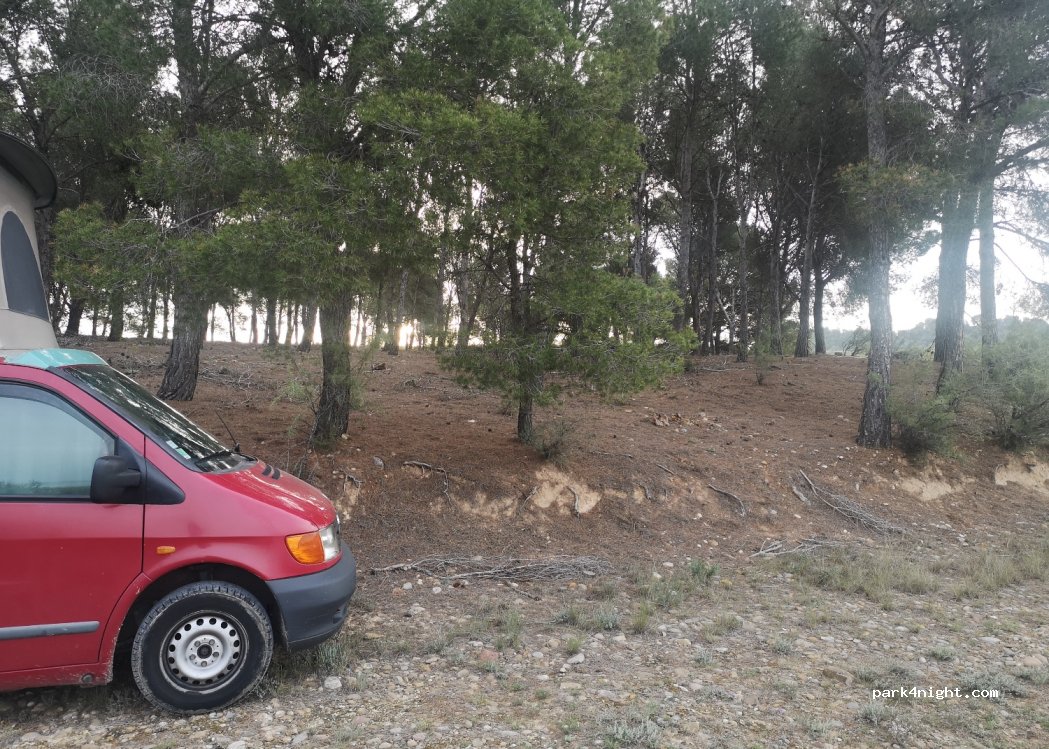 (31514) Valtierra - Unnamed Road — foto