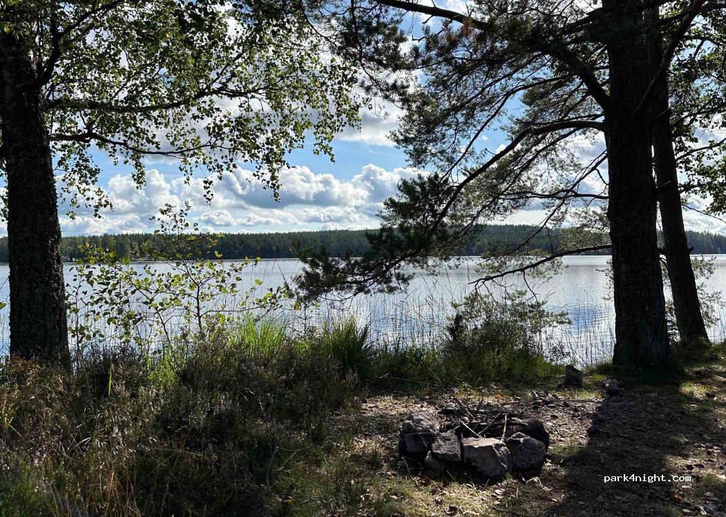 (681 91)  - Lac Stora Vilangen — foto 3