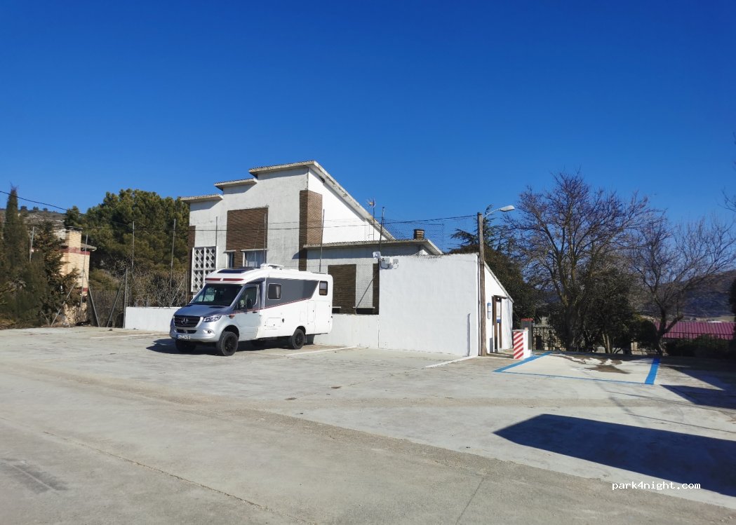 (50612) Castejón de Valdejasa - 7 Carretera Sierra de Luna — foto 3