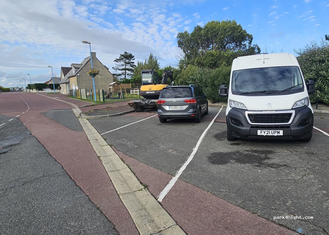 (50770) Pirou - 29 Place du Général de Gaulle — foto 5