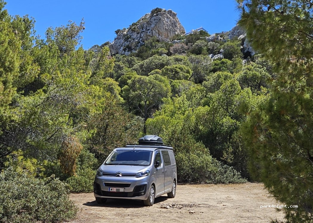 (203 00) Loutraki - Unnamed Road — foto 4