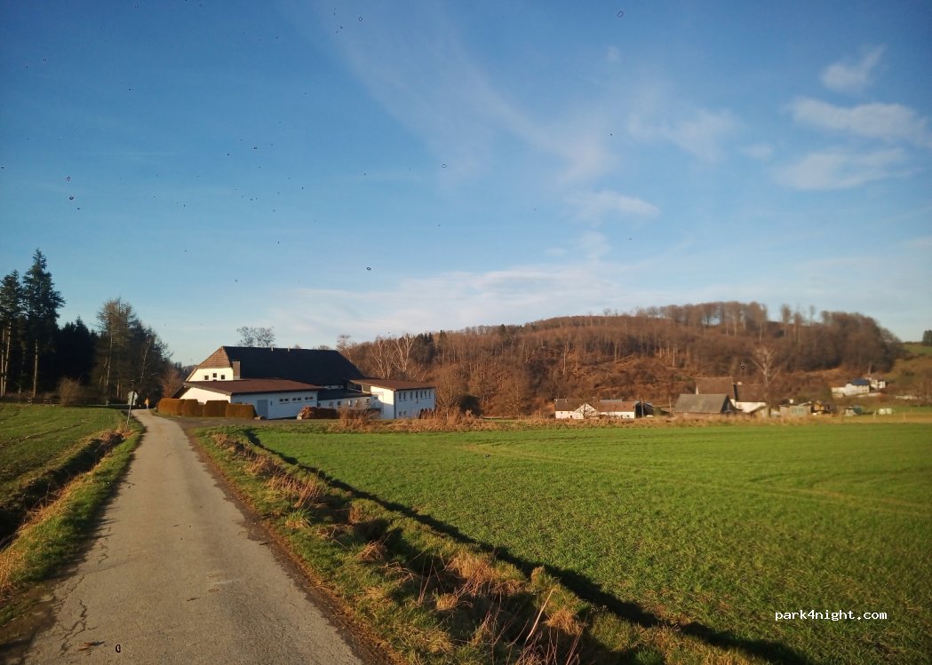 (58802) Balve - 7 Unterm Trachtenberg — foto