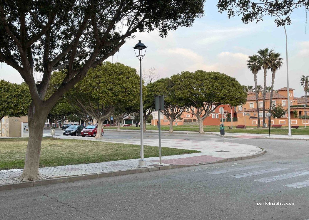 (29620) Torremolinos - 14 Calle Diego Franco Cantos — foto 2