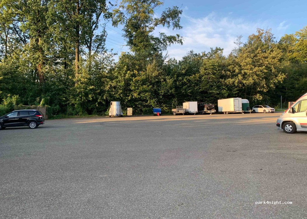 (73773) Aichwald - 25 Plochinger Straße — foto 2