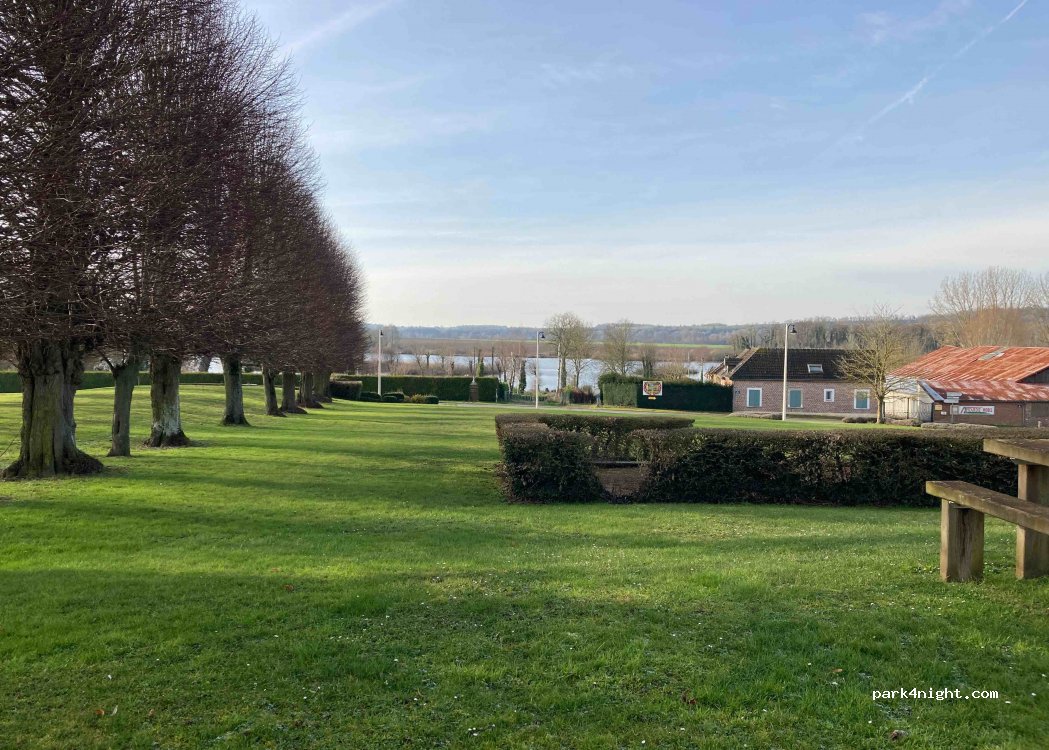 (80360) Curlu - 2 Rue de la Place — foto