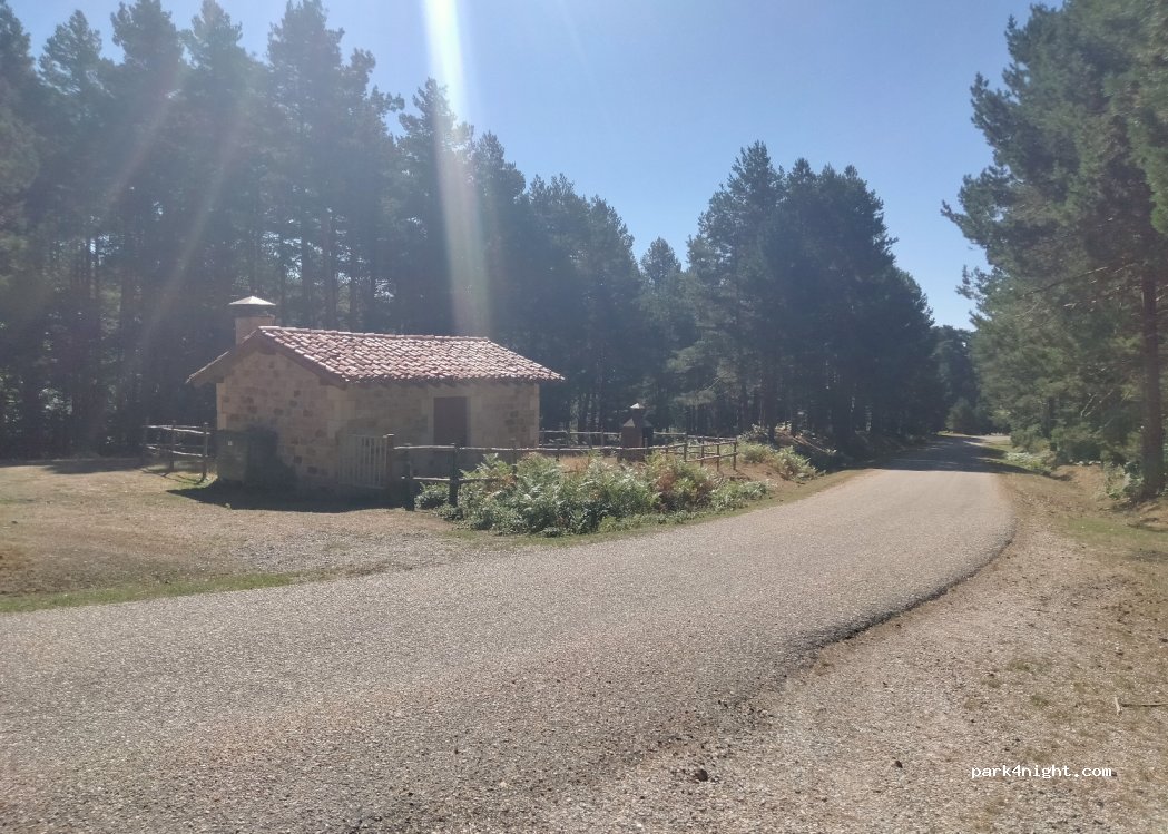 (09679) Neila - Unnamed Road — foto 2