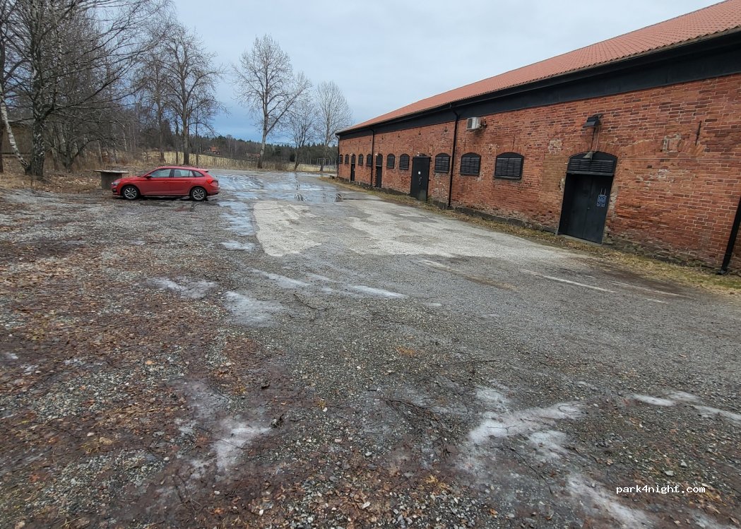 (155 32) Nykvarn - 8 Allévägen — foto 2