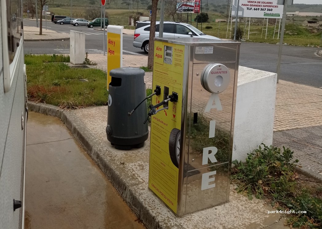 (10600) Plasencia - 27D Avenida Martín Palomino — foto