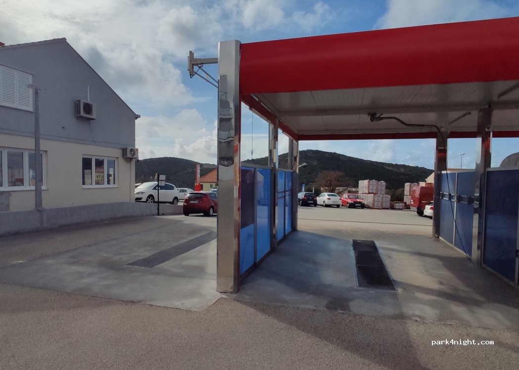 (20210) Zvekovica - 2 Uz Stari put — foto 2
