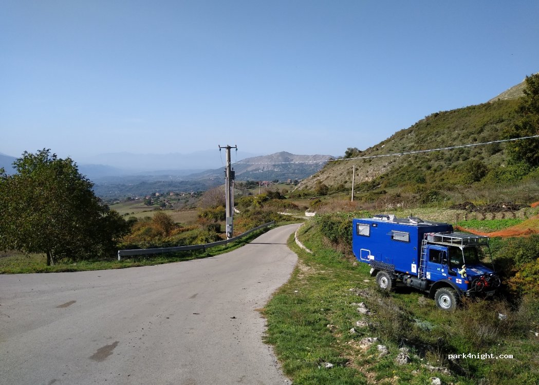 (84030) Caggiano - Unnamed Road — foto