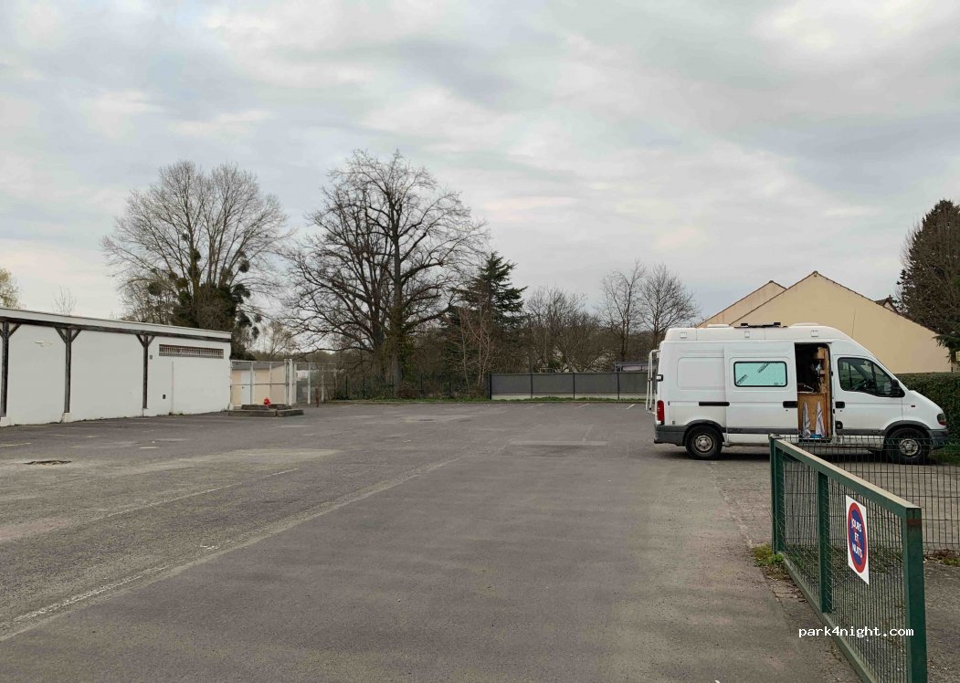 (91650) Breuillet - 11 Avenue Jean Bart — foto