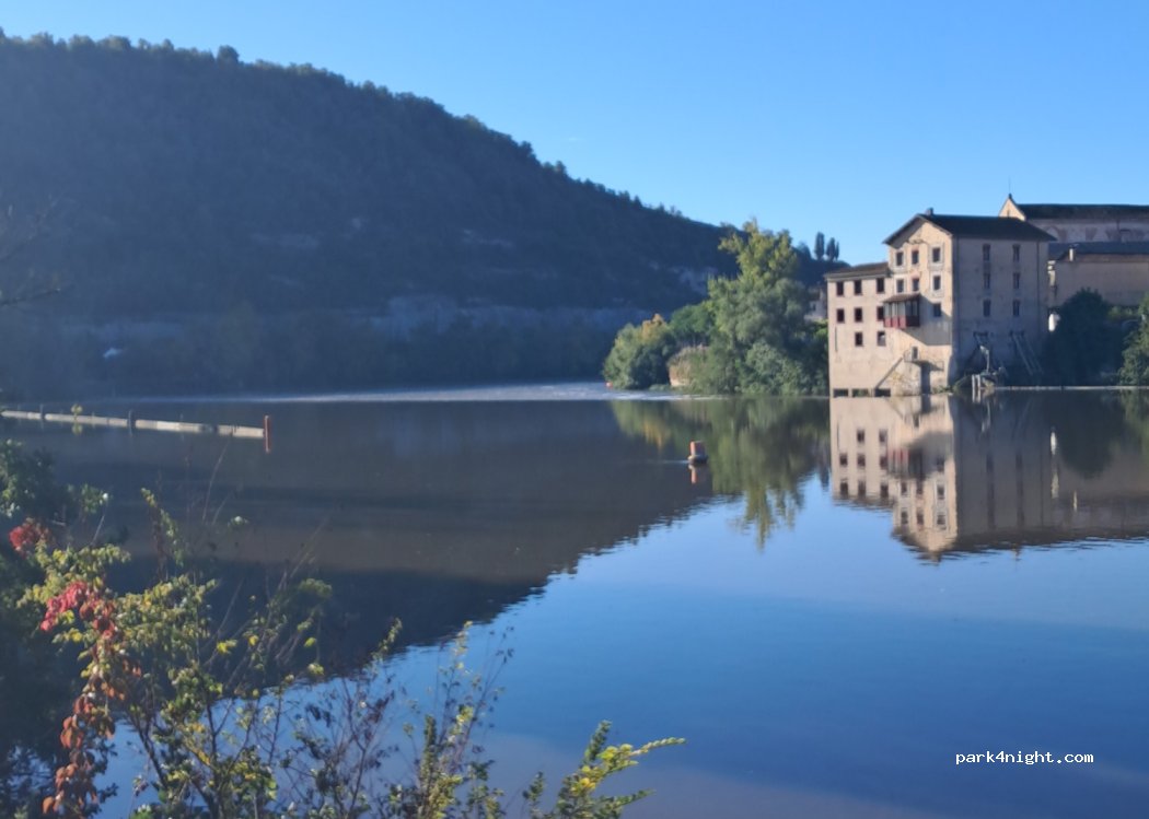 (46000) Cahors - 416 Quai Jean Lagrive — foto 3